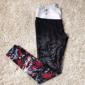 Bend Active Splatter Paint Leggings (crop)
